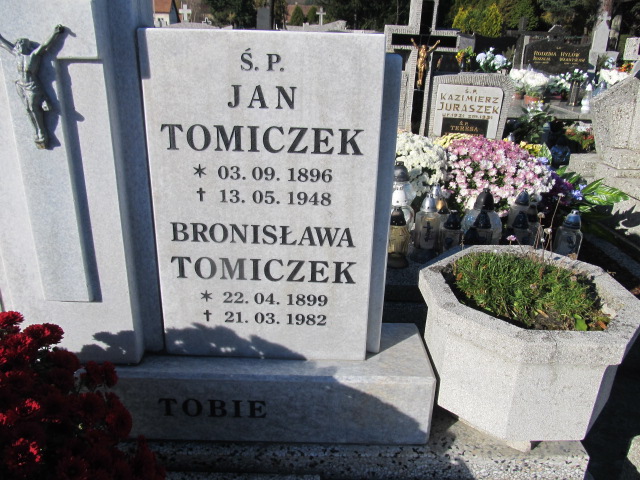 Lesław Tomiczek 1939 Cięcina - Grobonet - Wyszukiwarka osób pochowanych